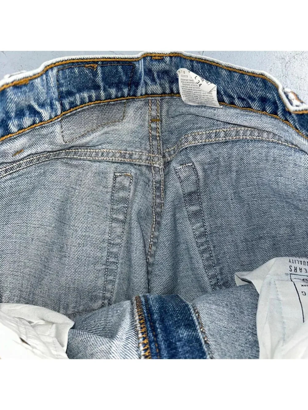 Levis 560 Vintage 90s Canada Red Tab Loose Fit Tapered Leg Blue Jeans 31x34